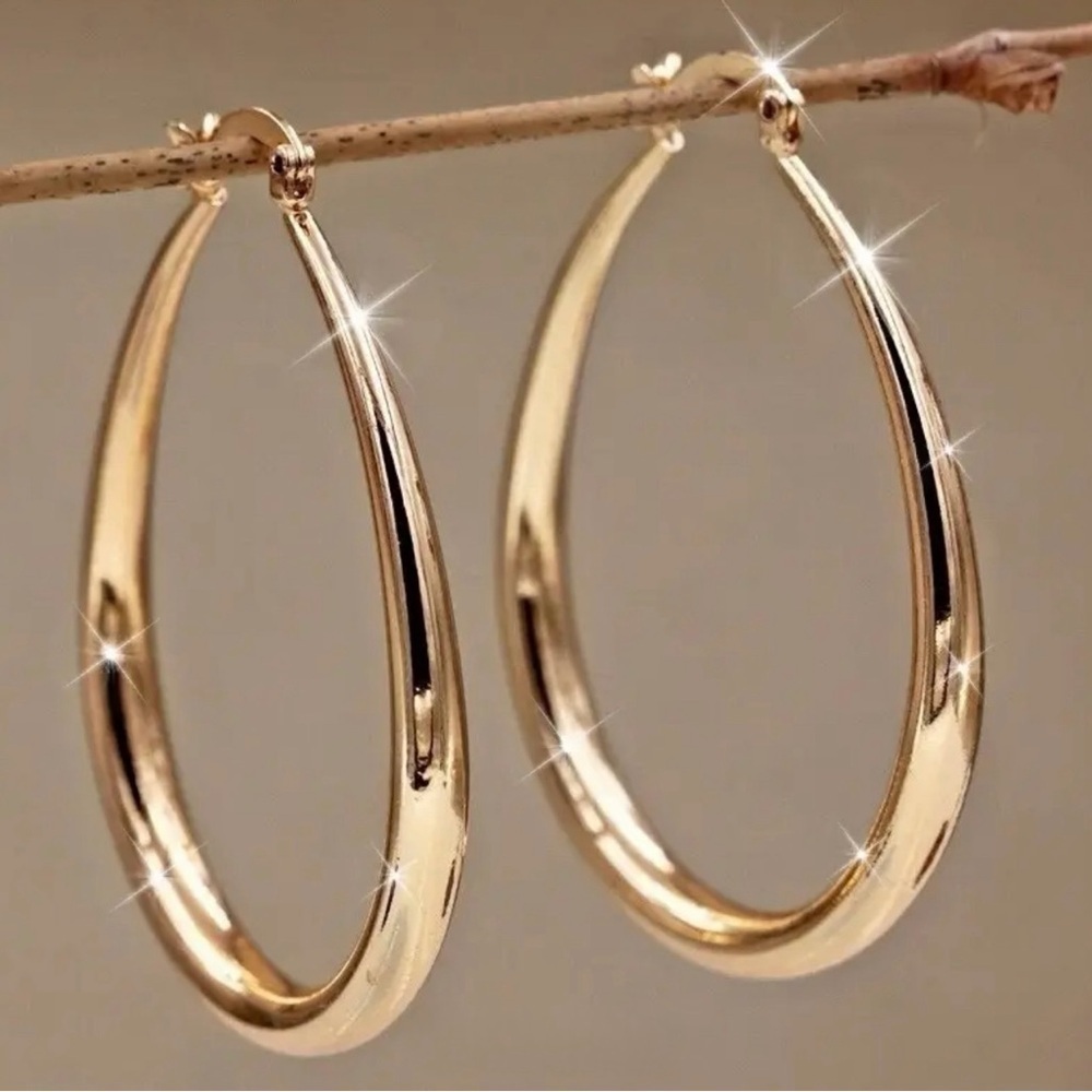 Gold Teardrop Earrings - Picture 3 of 3